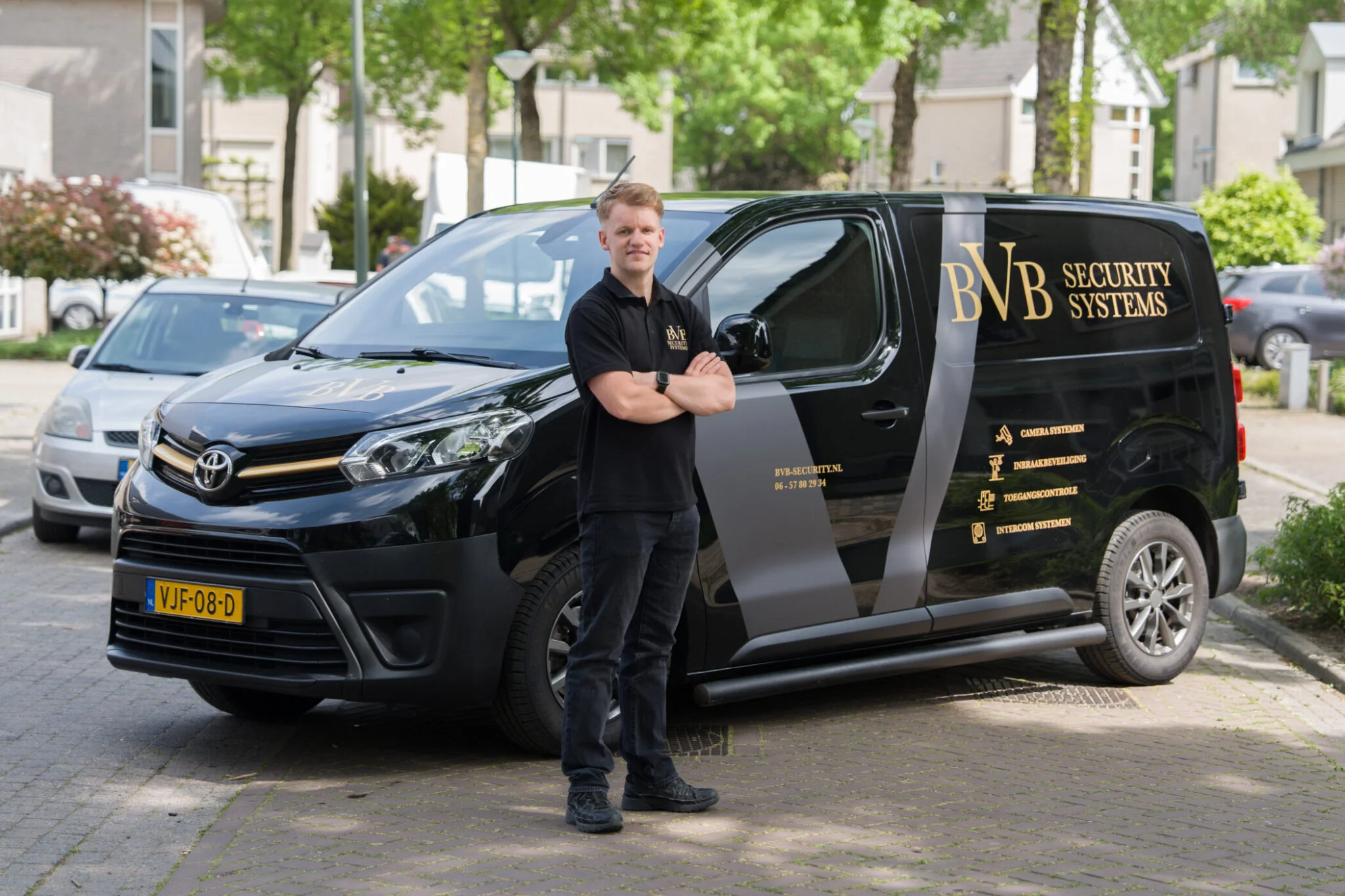 Camerabewaking plaatsen bij een pand in Bakel door BVB Security